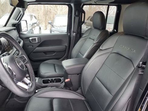 Used 2023 Jeep Wrangler Unlimited Sahara w/ Cold Weather Group image 5