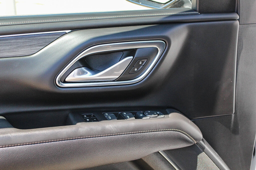 Used 2024 GMC Yukon XL SLT RWD image 12
