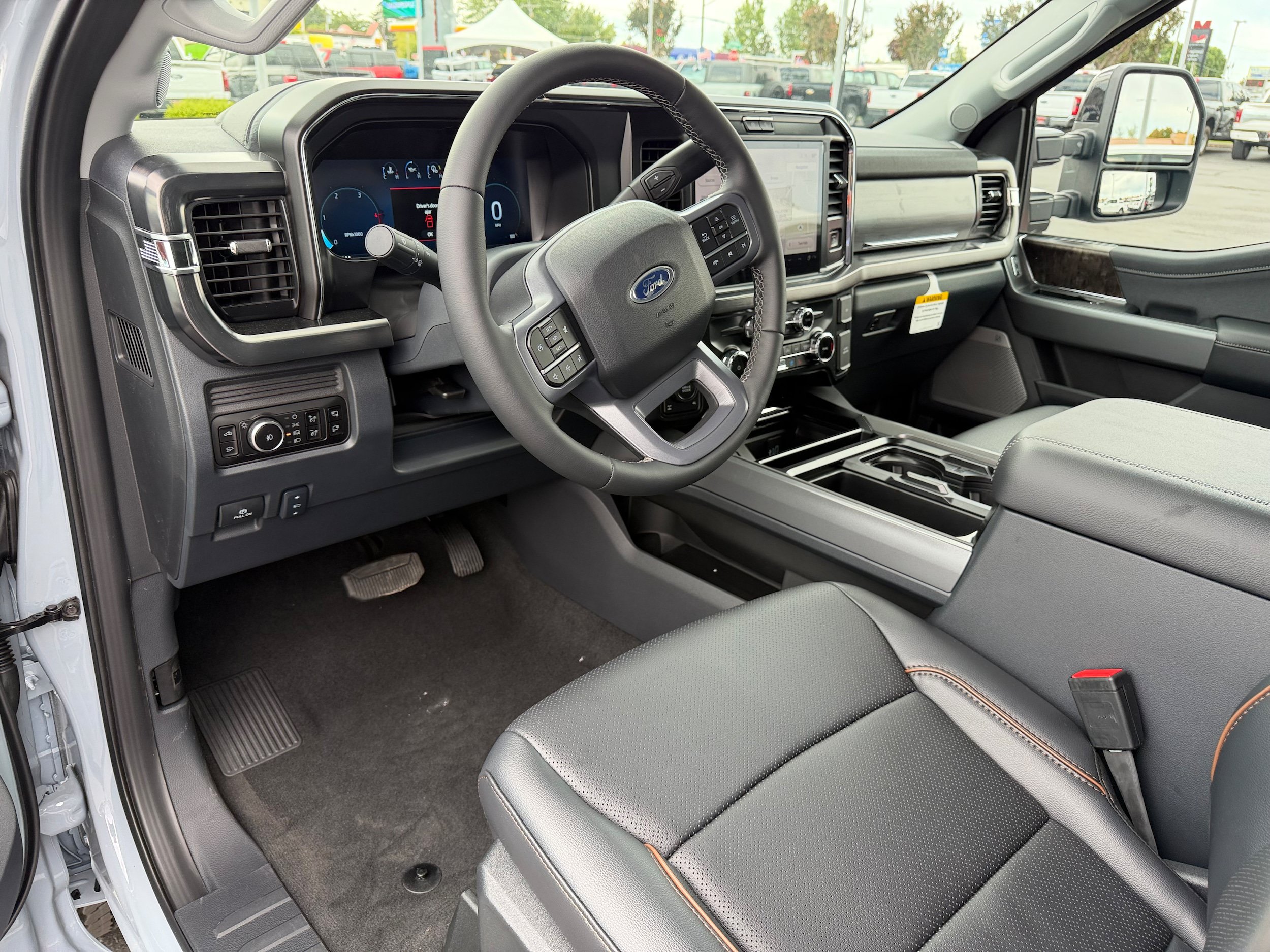 New 2026 Ford F350 Lariat w/ Black Appearance Package AWD/4WD image 10