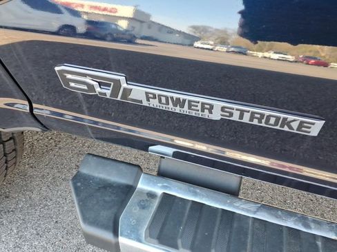 Used 2025 Ford F250 XLT image 7