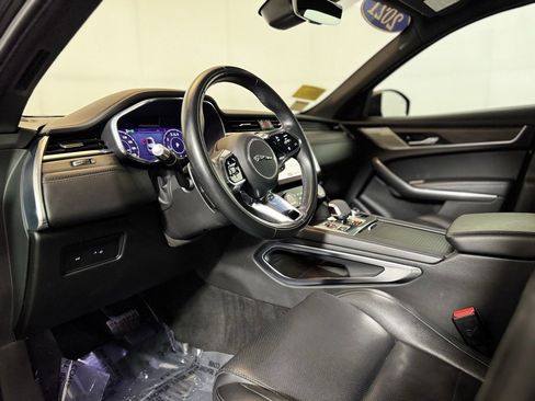 Used 2021 Jaguar F-PACE S image 15