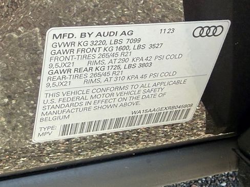 Used 2024 Audi Q8 e-tron Premium Plus w/ Premium Plus Package AWD/4WD image 70