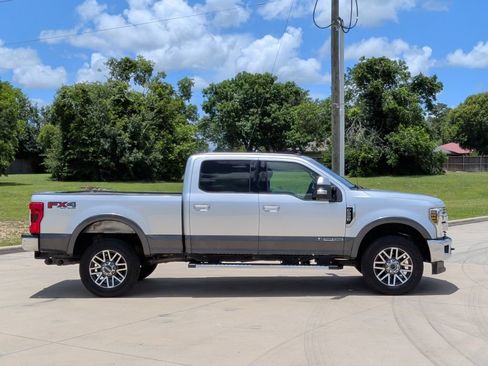 Used 2019 Ford F250 Lariat w/ Lariat Value Package AWD/4WD image 9