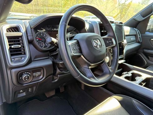 Used 2023 RAM 1500 Laramie AWD/4WD image 11