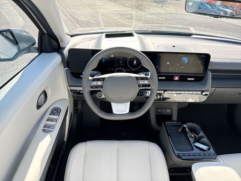 New 2026 Hyundai Ioniq 5 Limited image 16