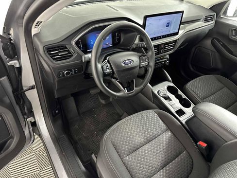 Used 2023 Ford Escape Active w/ Tech Pack #1 AWD/4WD image 10