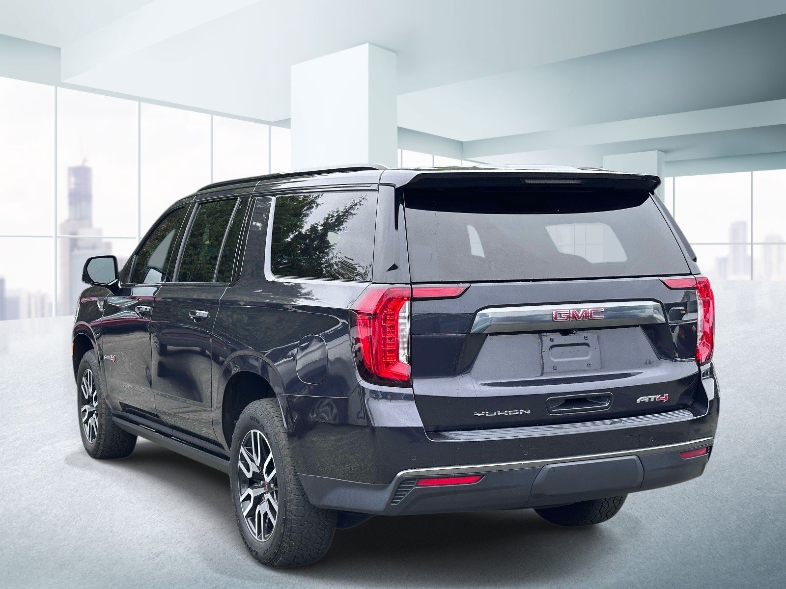 Used 2023 GMC Yukon XL AT4 w/ AT4 Premium Package AWD/4WD image 3