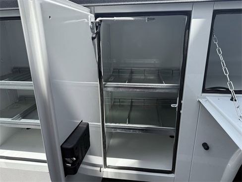 Used 2024 Ford F550 XL image 11