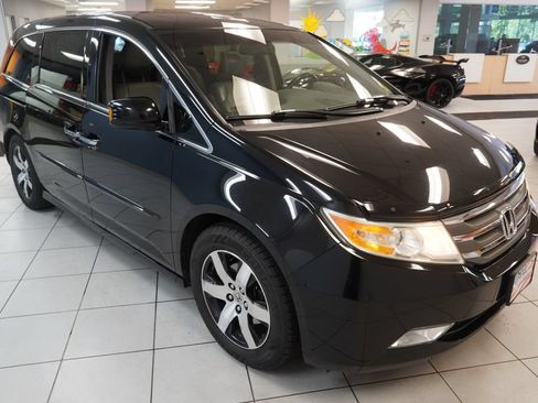 Used 2011 Honda Odyssey Touring image 17