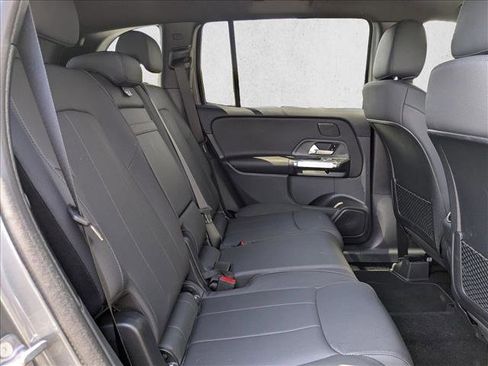 Used 2026 Mercedes-Benz GLB 250 image 21