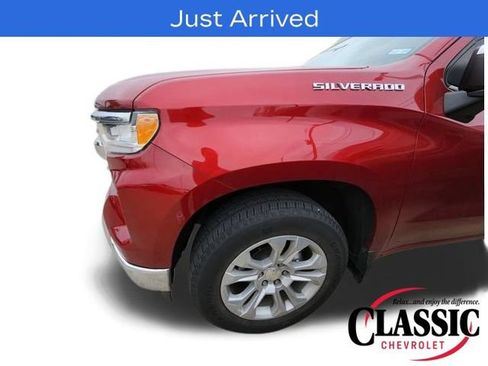 Used 2022 Chevrolet Silverado 1500 LTZ w/ LTZ Premium Package image 13