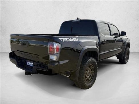 Used 2021 Toyota Tacoma TRD Off-Road image 5