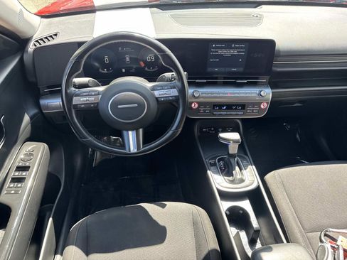 Used 2024 Hyundai Kona SEL FWD image 7