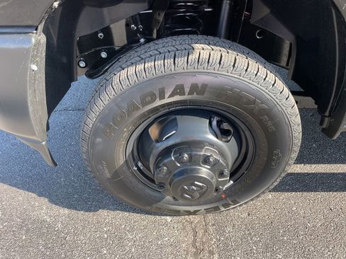 New 2026 RAM 3500 Tradesman image 9