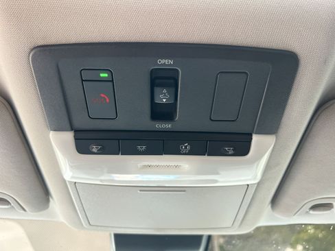 Certified 2024 Nissan Altima 2.5 SV w/ SV Premium Package FWD image 13