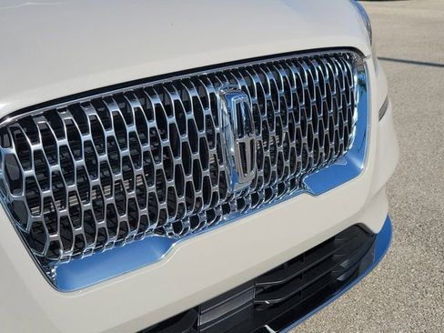Certified 2022 Lincoln Corsair FWD image 7