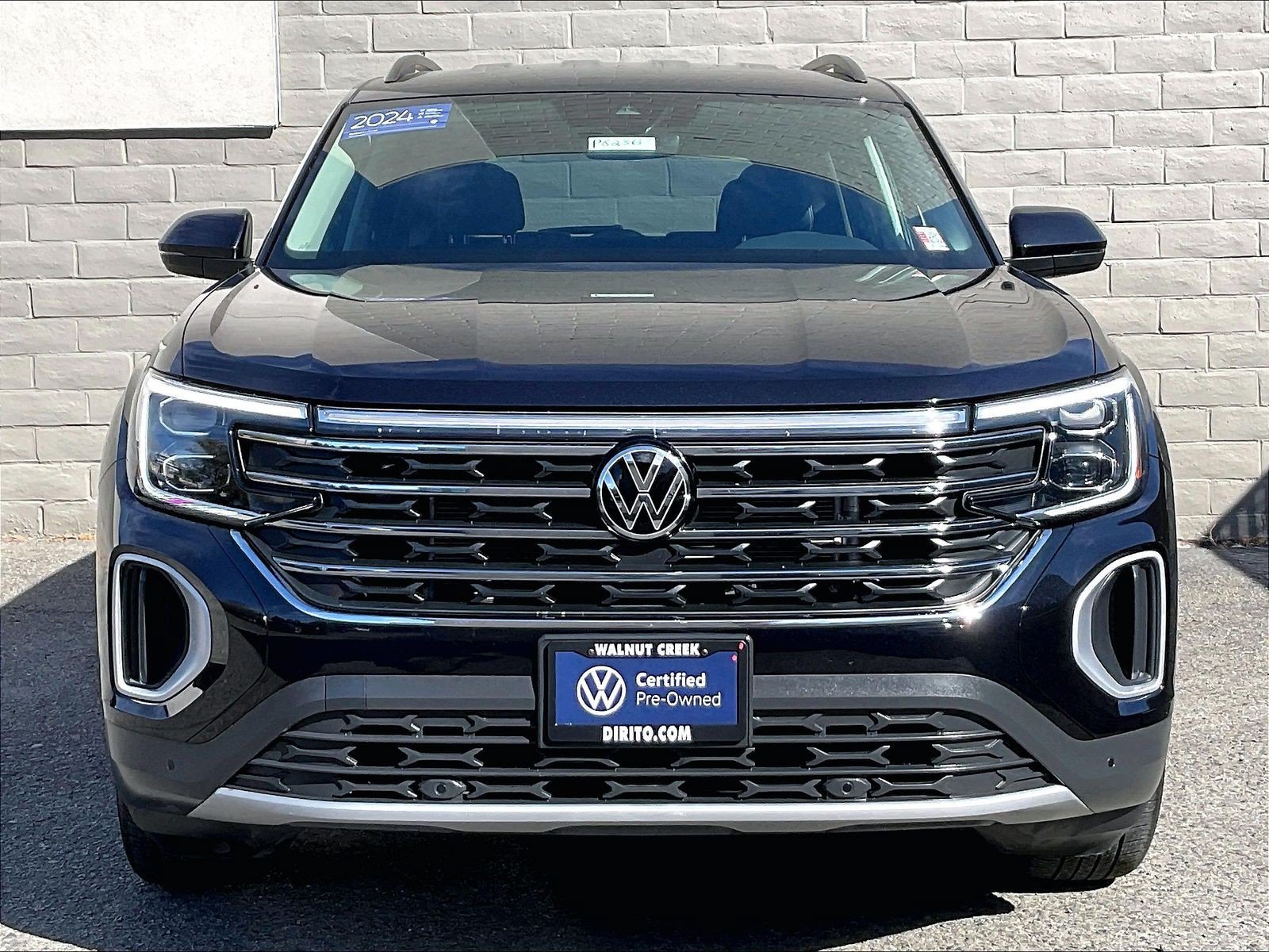 Certified 2024 Volkswagen Atlas SE FWD image 2