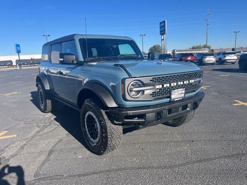 Used 2022 Ford Bronco Badlands image 1
