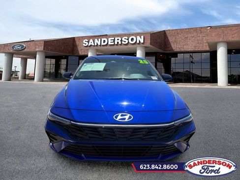 Used 2025 Hyundai Elantra Sport FWD image 8