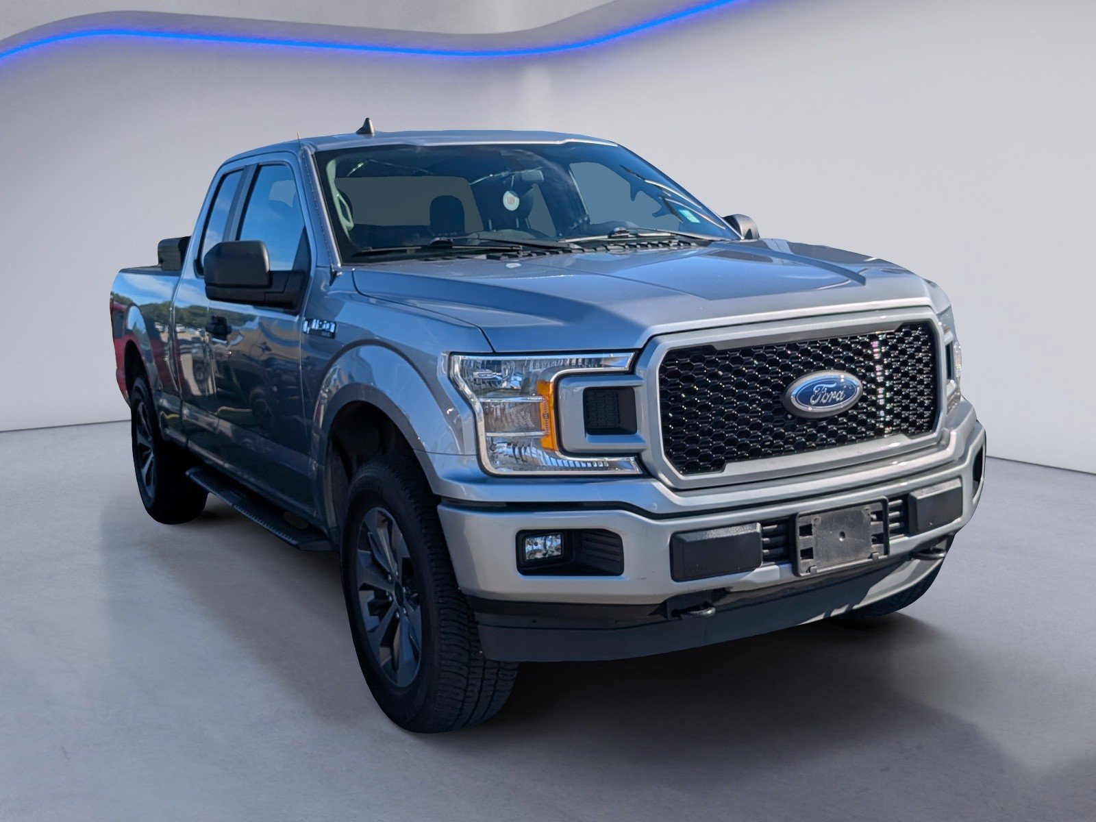 Used 2020 Ford F150 XL w/ Equipment Group 101A Mid AWD/4WD image 5