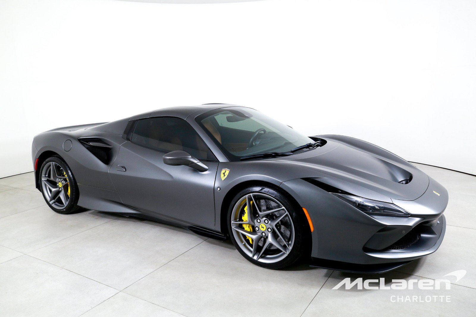 Used 2022 Ferrari F8 Tributo RWD image 3