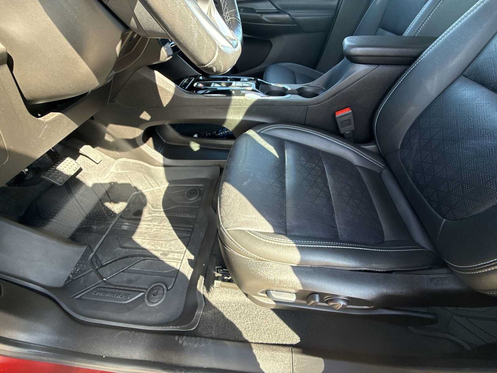 Certified 2023 Chevrolet Bolt LT w/ Infotainment Package FWD image 34