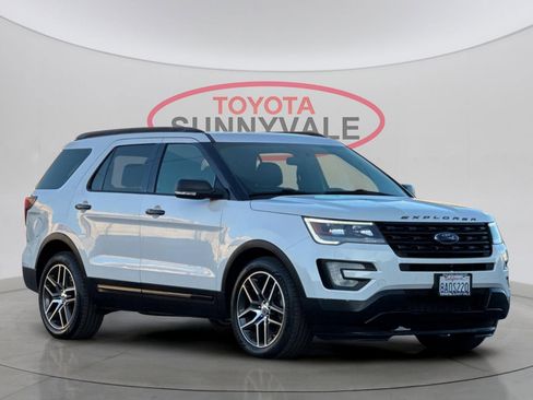 Used 2017 Ford Explorer Sport w/ Equipment Group 401A image 10