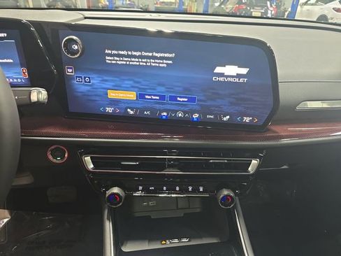 New 2026 Chevrolet Traverse Z71 w/ Driver Confidence Package image 23