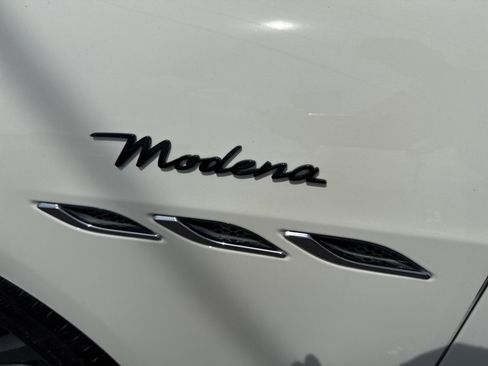 Certified 2022 Maserati Ghibli Modena Q4 image 10