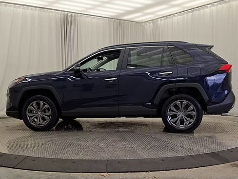 Certified 2022 Toyota RAV4 Limited AWD/4WD image 2