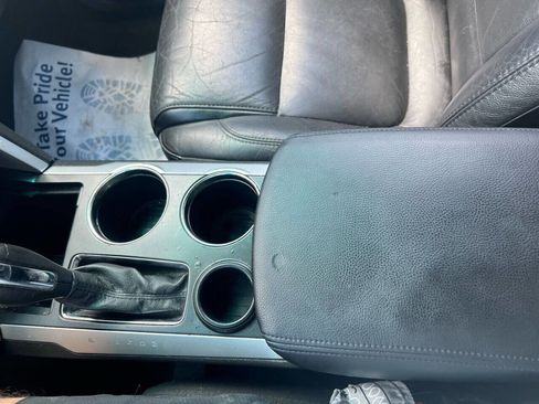 Used 2011 Ford Explorer Limited image 24