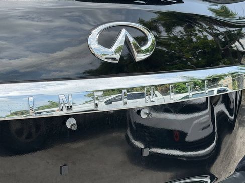 Used 2021 INFINITI QX80 Sensory w/ Cargo Package AWD/4WD image 10