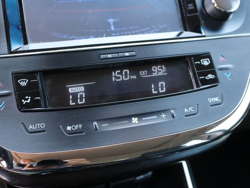 Used 2018 Toyota Avalon XLE Premium FWD image 20