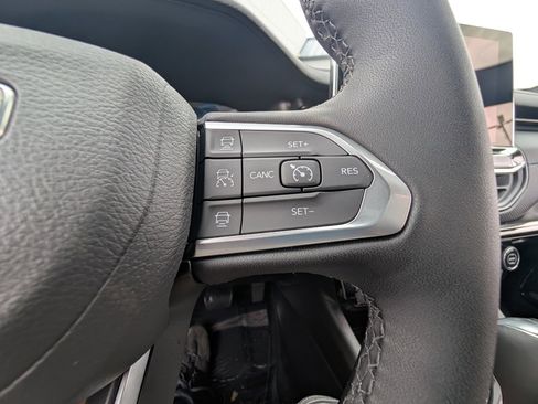 New 2025 Jeep Compass Limited w/ Sun & Sound Group image 20