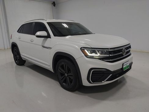 Used 2021 Volkswagen Atlas Cross Sport SE AWD/4WD image 13