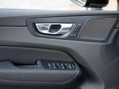 New 2026 Volvo XC60 B5 Ultra w/ Climate Package image 13