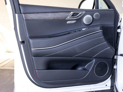 Used 2025 Genesis GV80 3.5T Prestige image 14