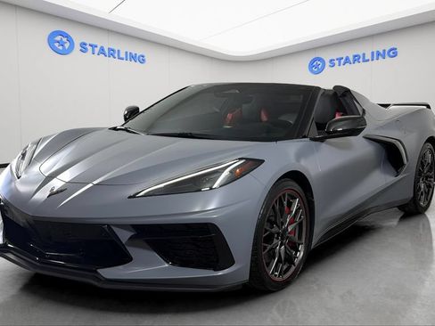 Used 2024 Chevrolet Corvette Stingray Premium Conv w/ Z51 Performance Package RWD image 16