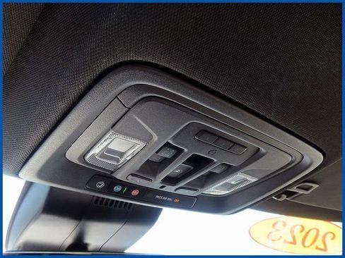 Used 2023 Chevrolet Silverado 1500 ZR2 w/ Technology Package AWD/4WD image 19