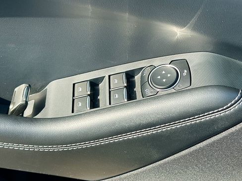 Used 2023 Ford Mustang Mach-E Select RWD image 18