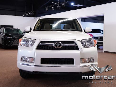 Used 2012 Toyota 4Runner SR5 image 2