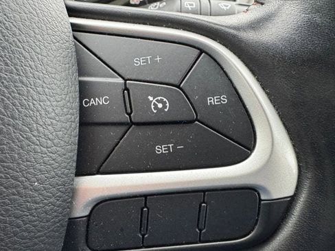 Used 2020 Jeep Compass Latitude w/ Popular Equipment Group image 29