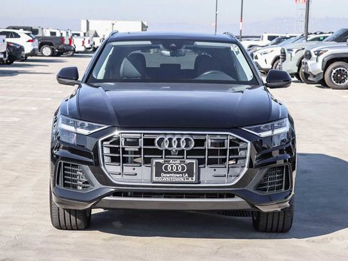 Used 2022 Audi Q8 Premium Plus image 2