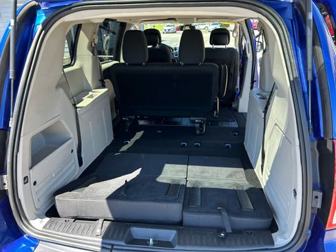 Used 2019 Dodge Grand Caravan SE w/ UConnect Hands-Free Group FWD image 27