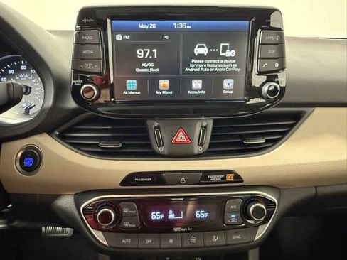 Used 2020 Hyundai Elantra GT w/ Style Package 02 FWD image 20