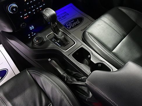 Used 2020 Ford Ranger Lariat w/ Equipment Group 501A Mid image 25