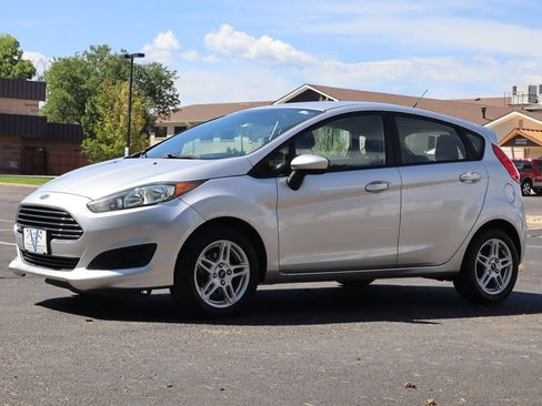 Used 2017 Ford Fiesta SE FWD image 11