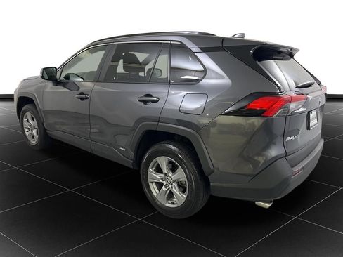 Used 2025 Toyota RAV4 XLE image 3