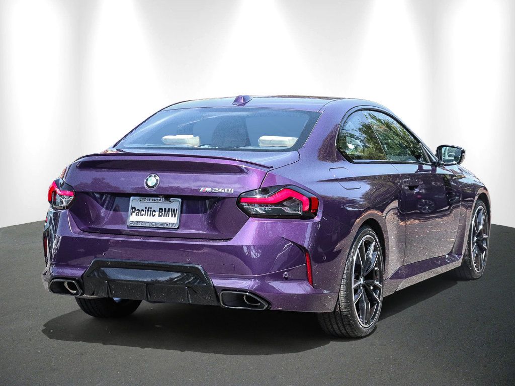 Used 2025 BMW M240i Coupe RWD image 6