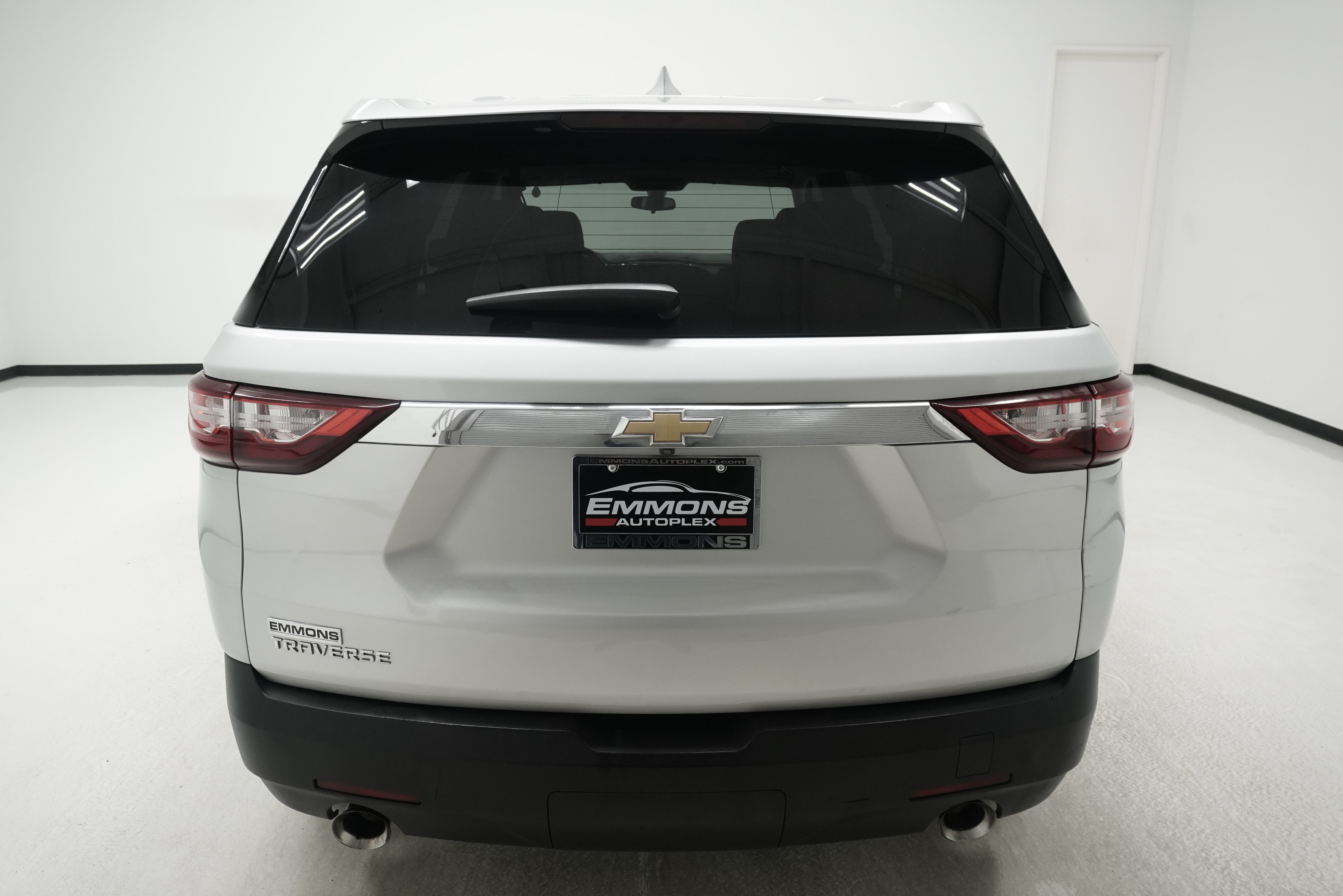 Used 2019 Chevrolet Traverse LS FWD image 5